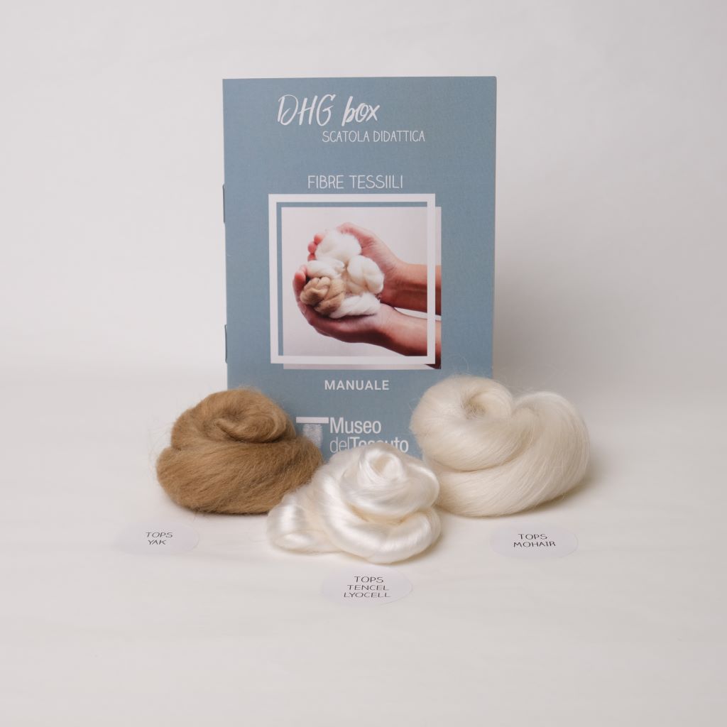 Scatola didattica tattile con tessuti