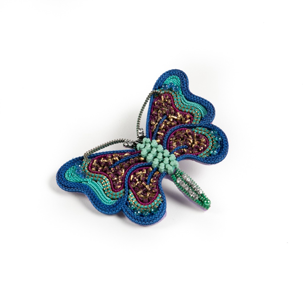 Spilla a forma di farfalla realizzata a mano